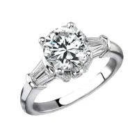 黄金钻戒高价回收首饰钻石999足金金条铂k金实体店上门收